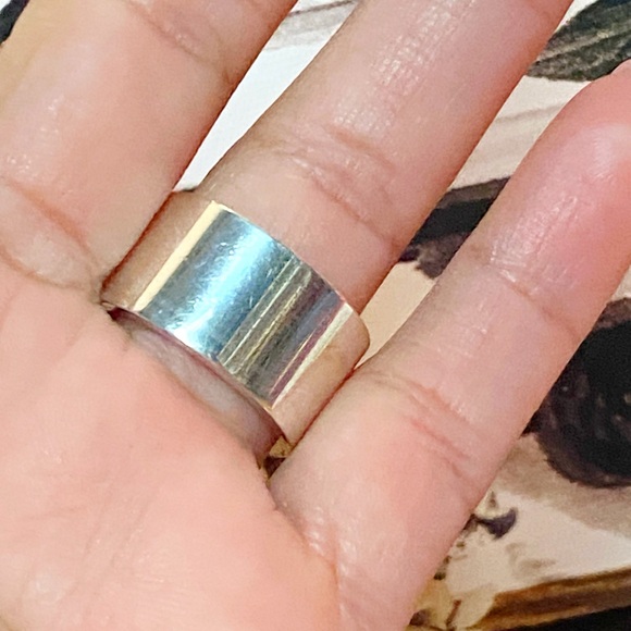 GUCCI Branded G Logo Silver 925 Ring- GREAT CONDITION - Picture 6 of 11